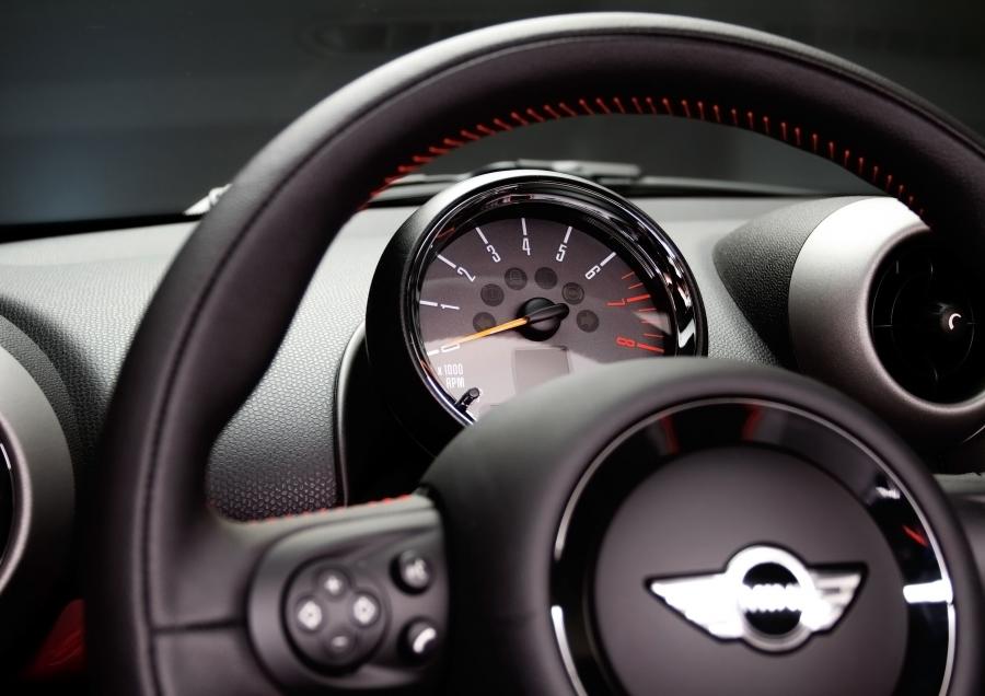  Mini Countryman JCW 2012 года  (фото 6 из 211)